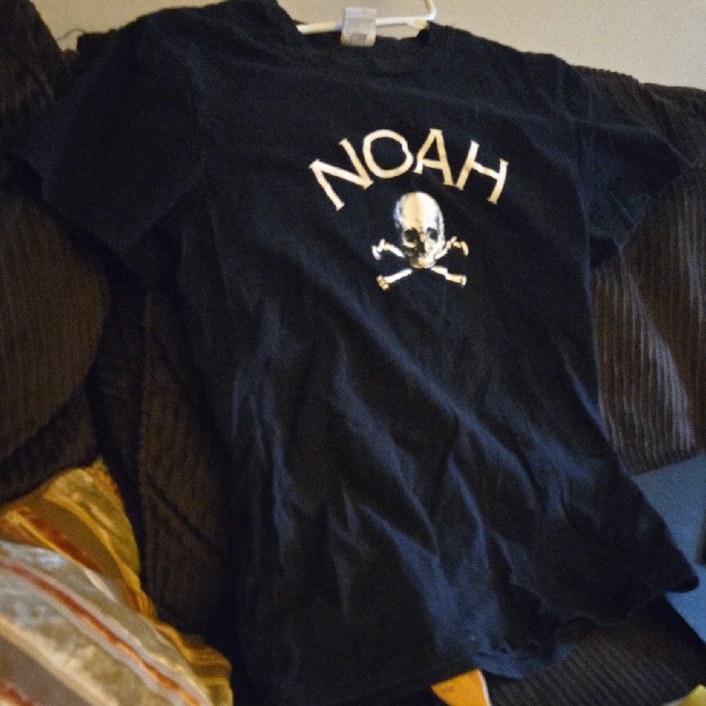 NOAH NYC - Black T-shirt/Teens- Small
